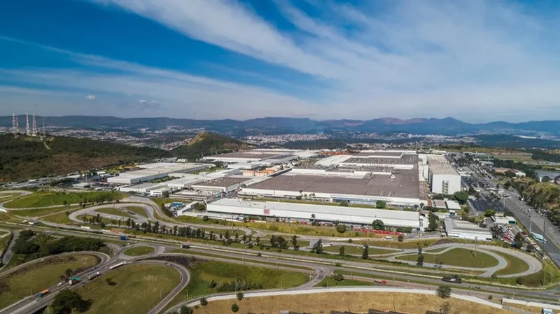 Vista aérea do polo industrial de Betim